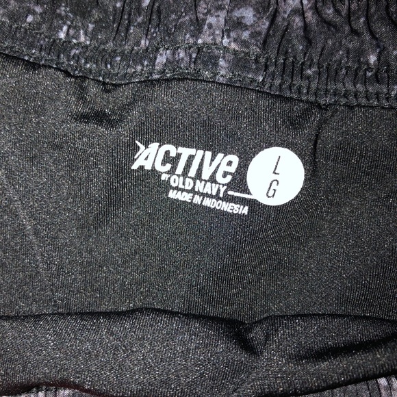 Old Navy Workout Shorts - Picture 3 of 4